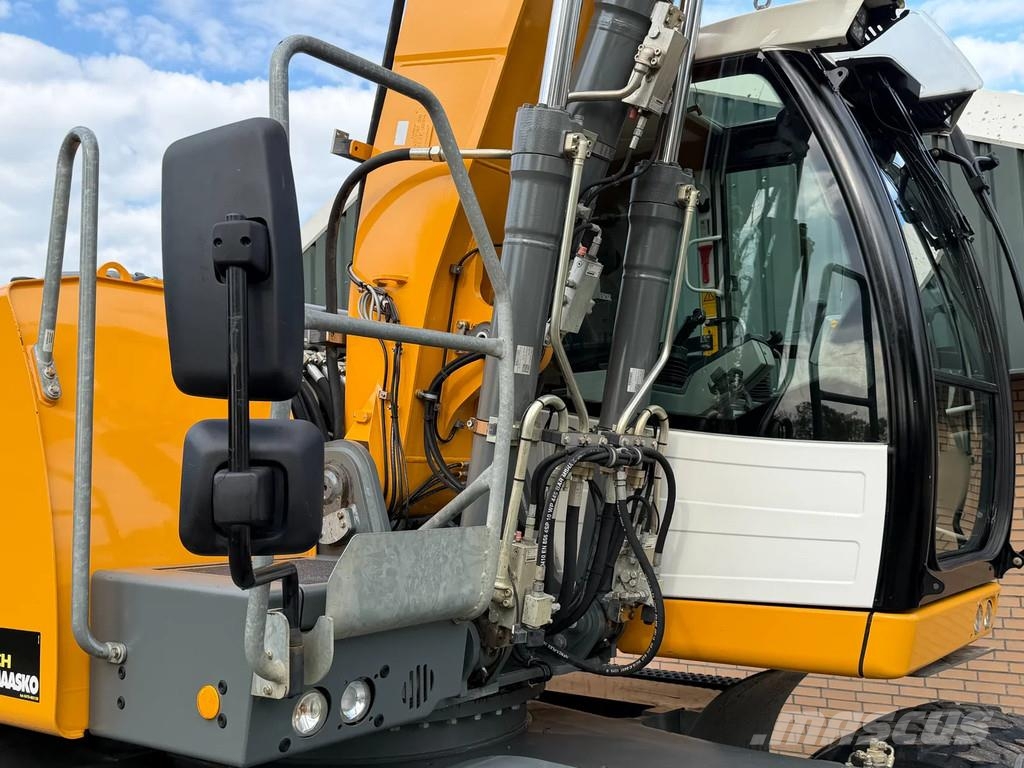 Liebherr A914 Wielgraafmachines
