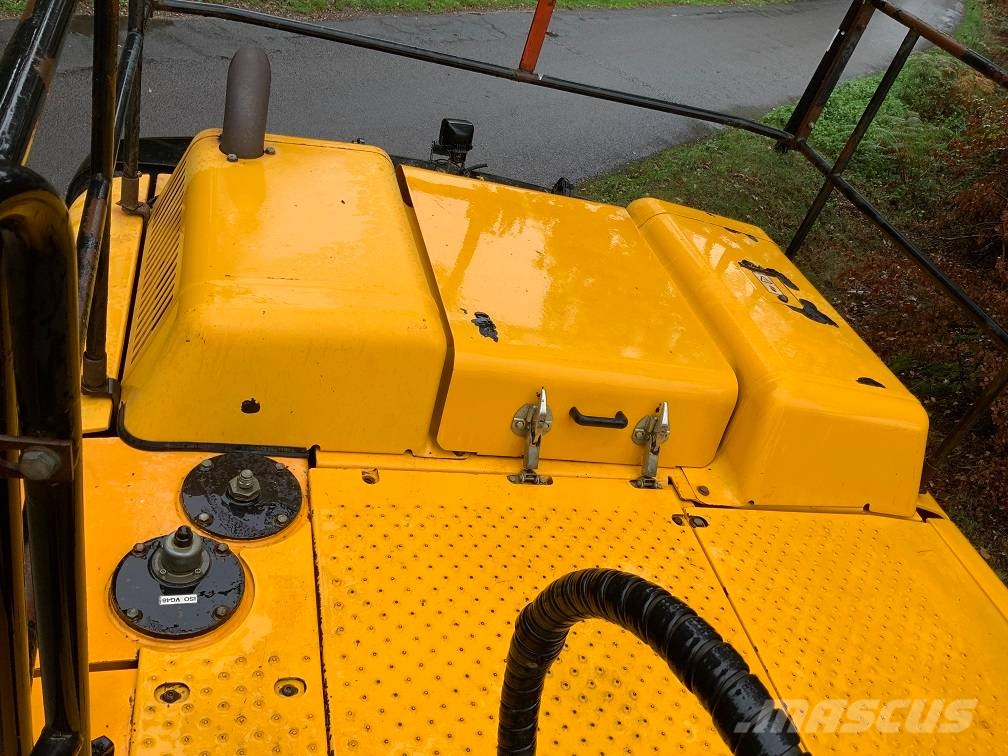 JCB JS 260 LC Gravemaskiner på larvebånd