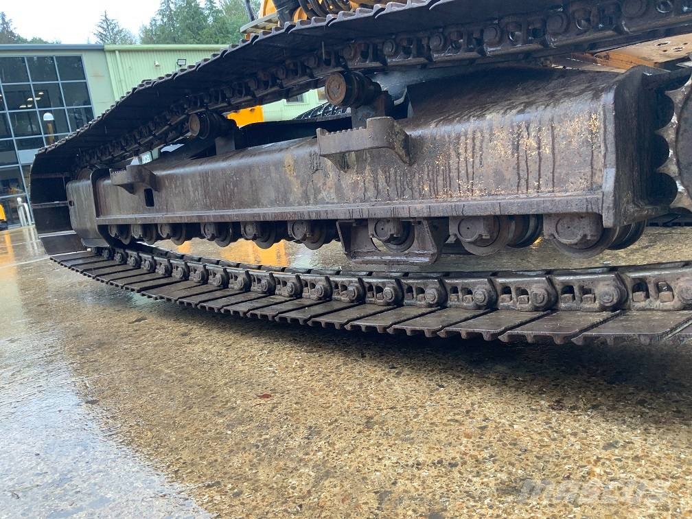 JCB JS 260 LC Gravemaskiner på larvebånd