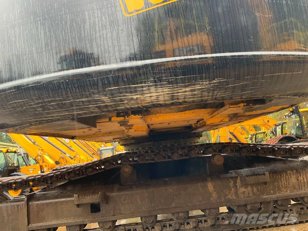 JCB JS 260 LC Gravemaskiner på larvebånd