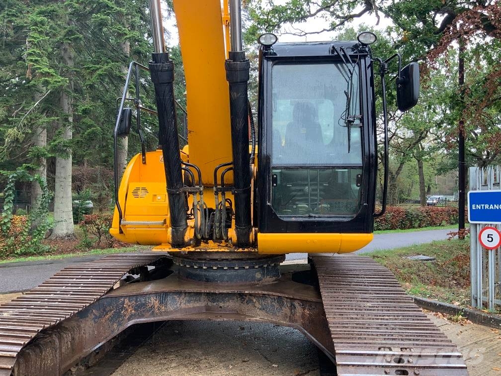JCB JS 260 LC Gravemaskiner på larvebånd