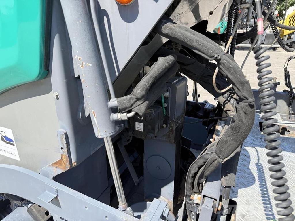 Vögele Super 800-3i Gradbeništvo - drugo