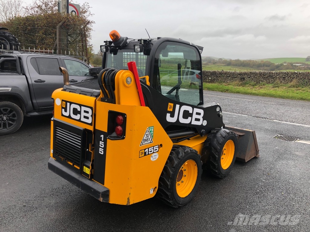 JCB 155 Lietoti riteņu kompaktiekrāvēji