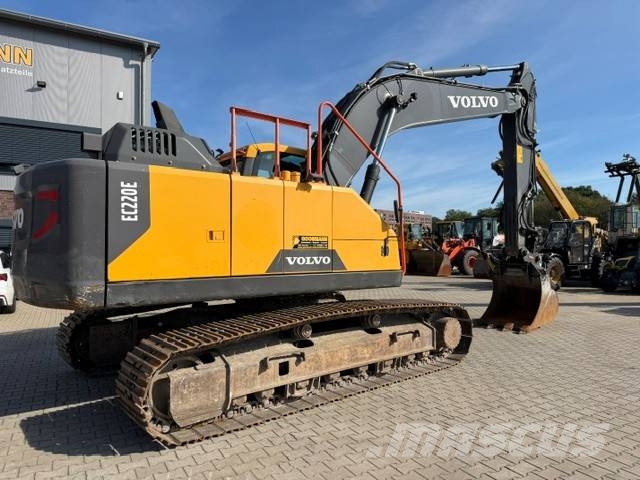 Volvo EC 220 E Bagri goseničarji