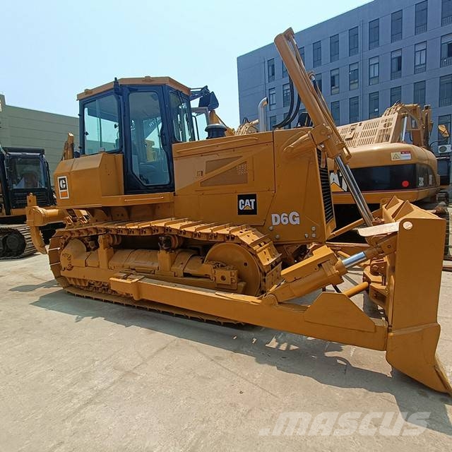 CAT D 6 G 履帶推土機