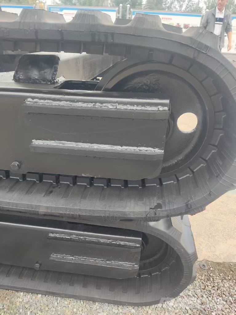 XCMG 000-1 Customizable tracked chassis Paletler