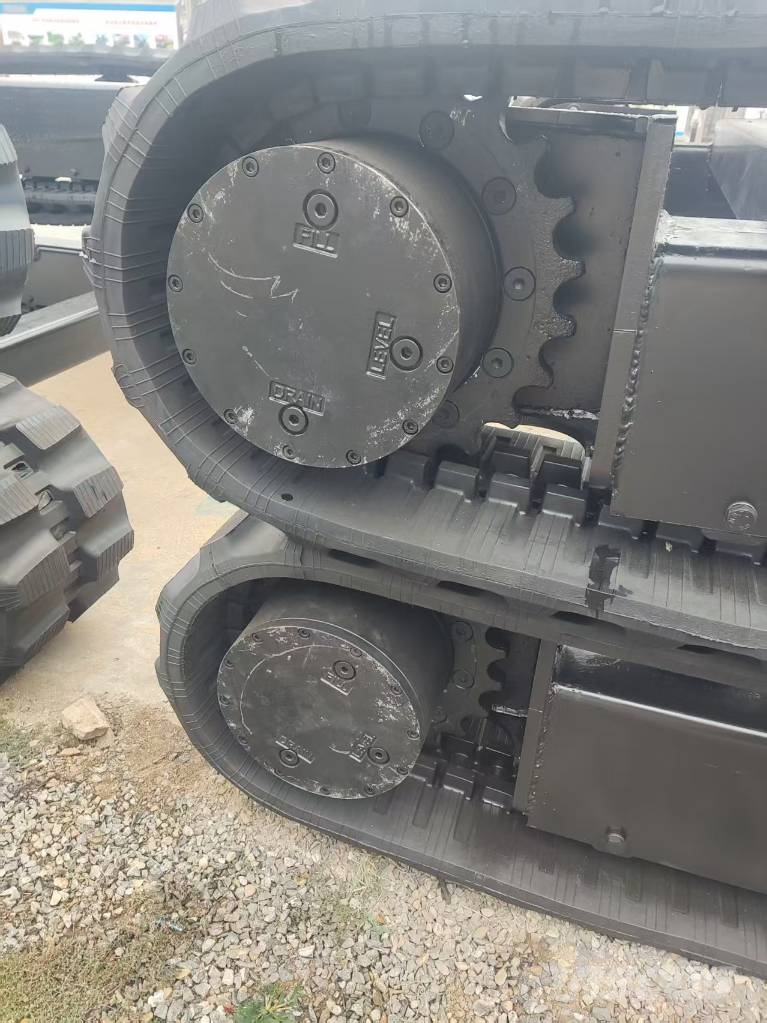 XCMG 000-1 Customizable tracked chassis Paletler
