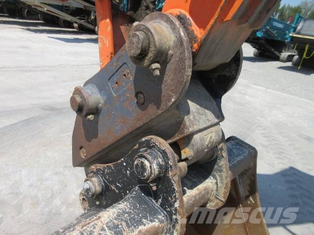 Hitachi ZX 135 US-6 Lánctalpas kotrók