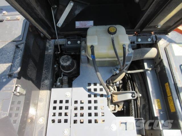 Hitachi ZX 135 US-6 Lánctalpas kotrók