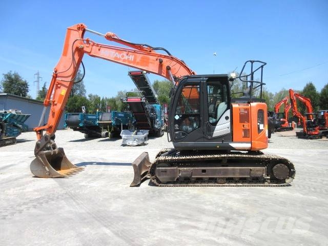 Hitachi ZX 135 US-6 Lánctalpas kotrók