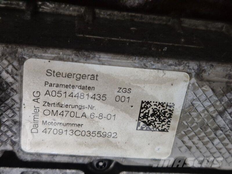Mercedes-Benz OM470LA 6-8-01 Engines