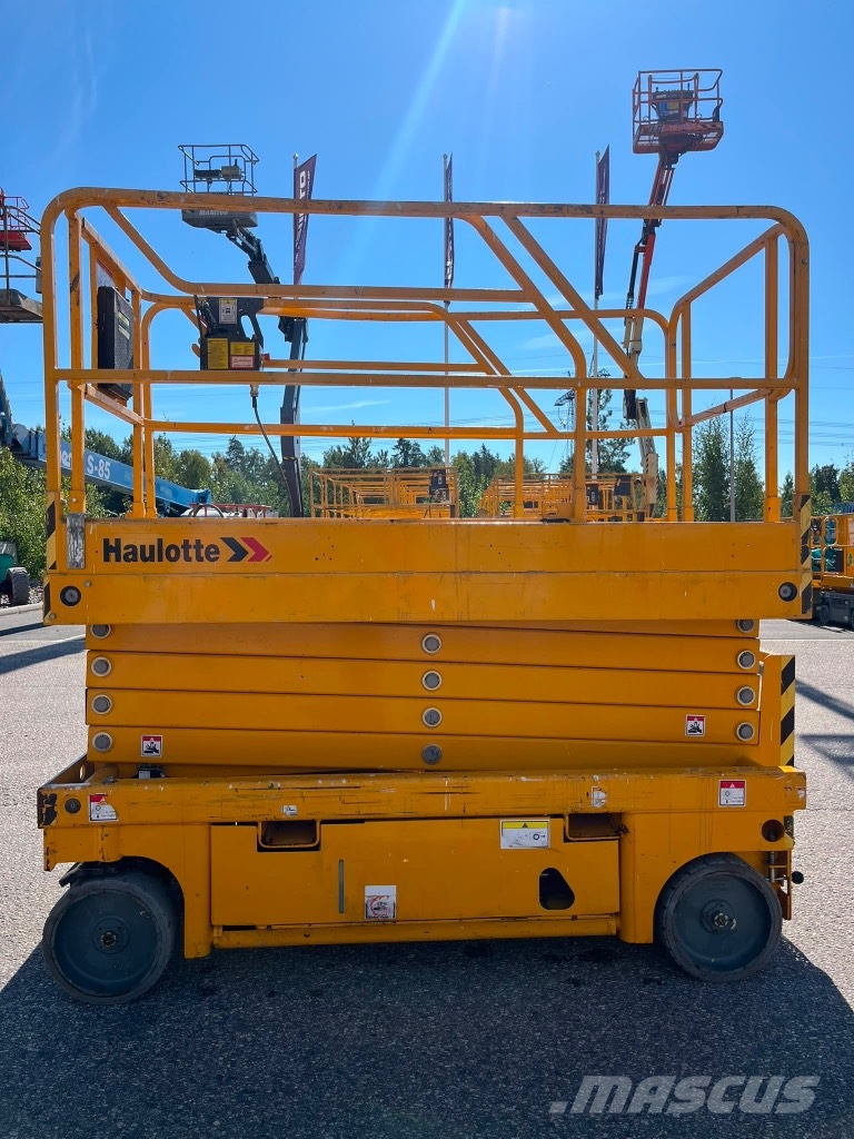 Haulotte Compact 12 Scheren-Arbeitsbühnen