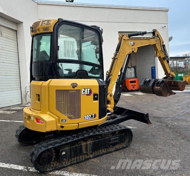 CAT 302.7 CR حفارات صغيرة أقل من 7 طن (حفارات صغيرة)
