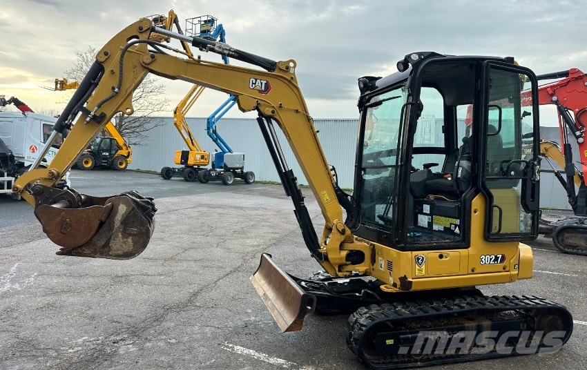 CAT 302.7 CR حفارات صغيرة أقل من 7 طن (حفارات صغيرة)