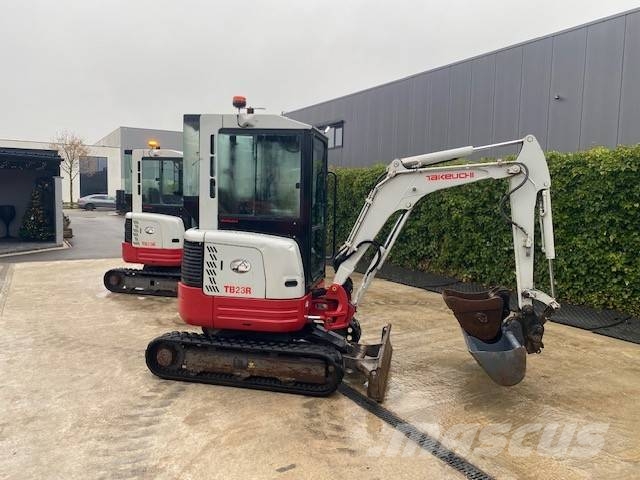 Takeuchi TB 23 R Mini pelle < 7t