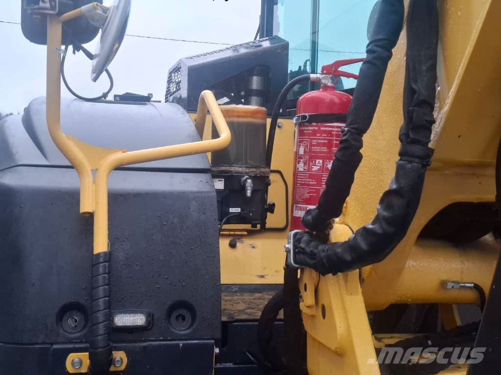 Yanmar SV 100-2A + LEICA 3D Средни екскаватори 7т - 12т