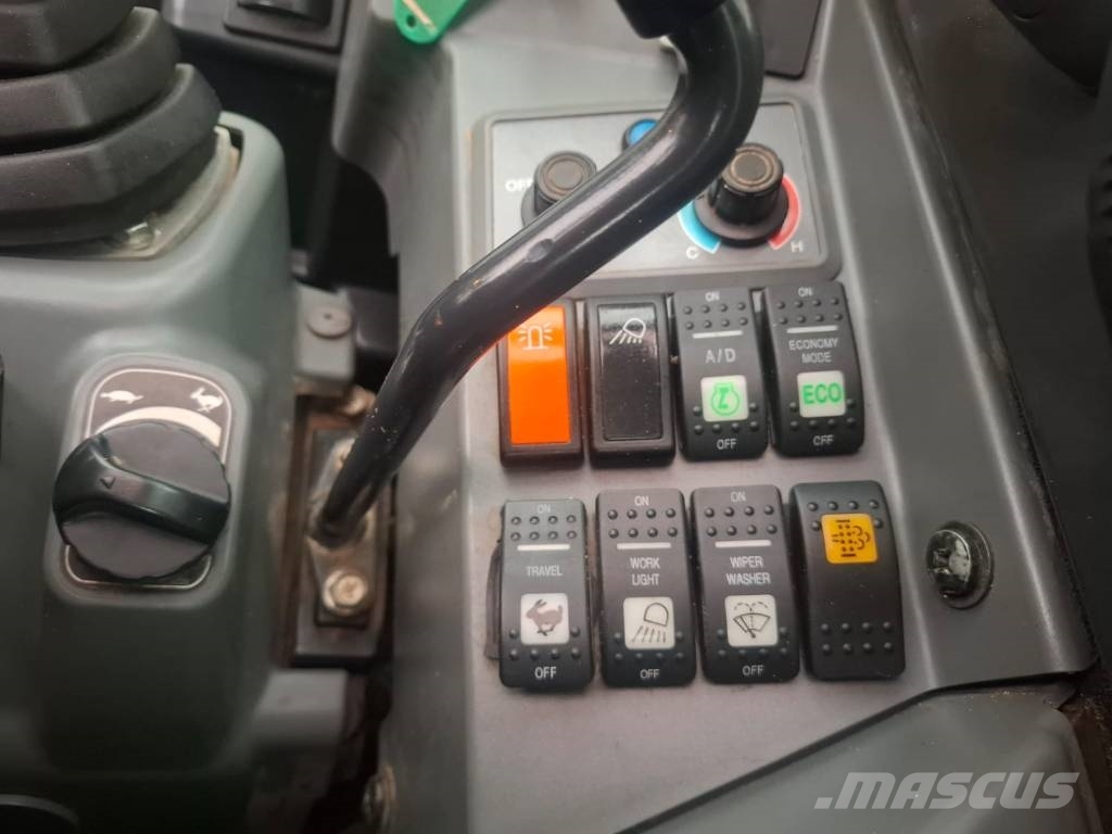 Yanmar SV 100-2A + LEICA 3D Средни екскаватори 7т - 12т