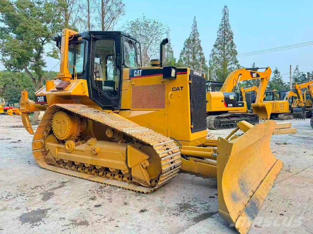 CAT D 6 G Pásové dozery