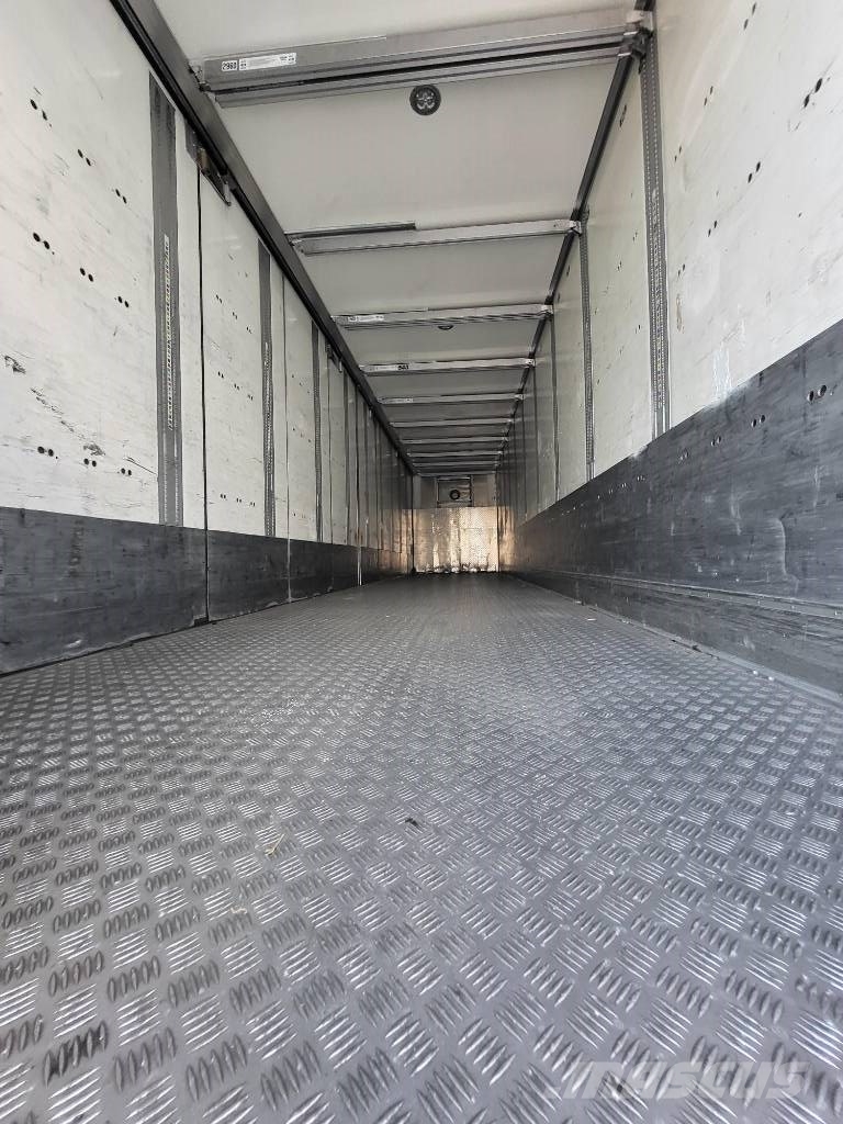 Ekeri BOX NORDIC LIFT نصف مقطورات ذات هيكل صندوقي