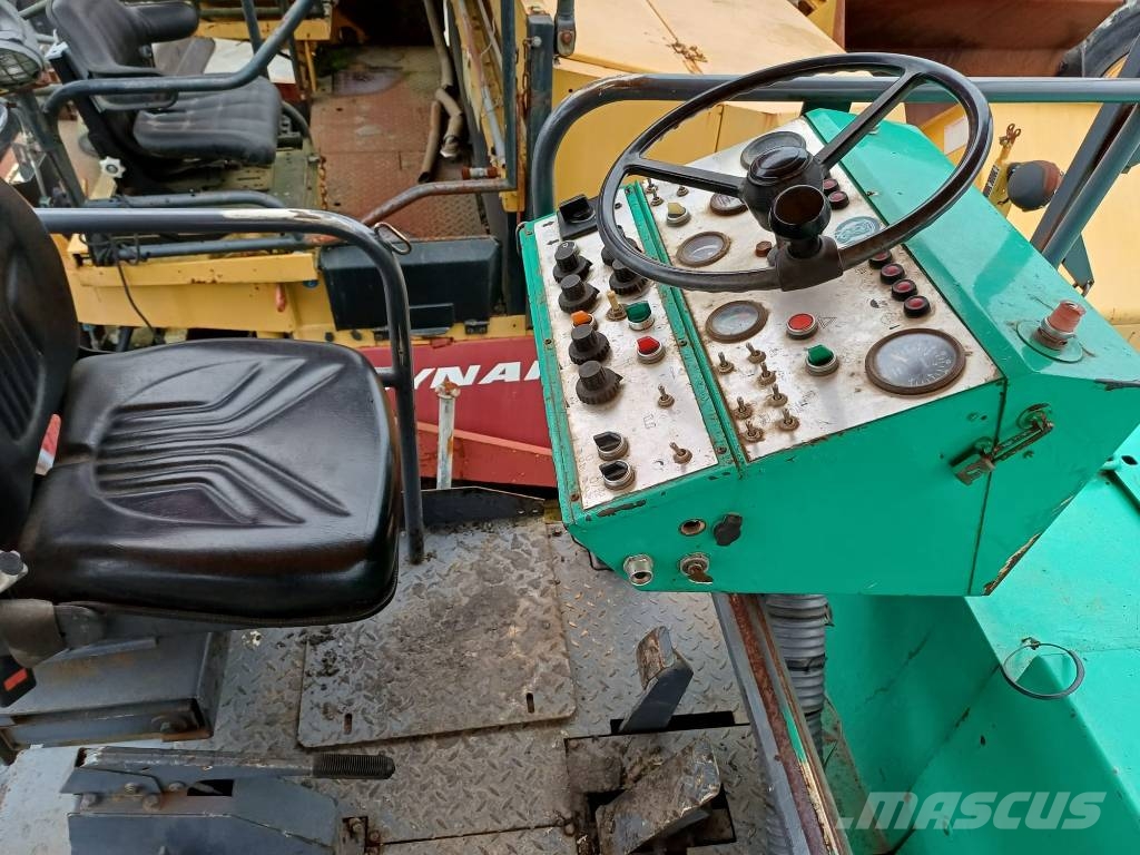 Vögele Super 1203 Asfalto klotuvai