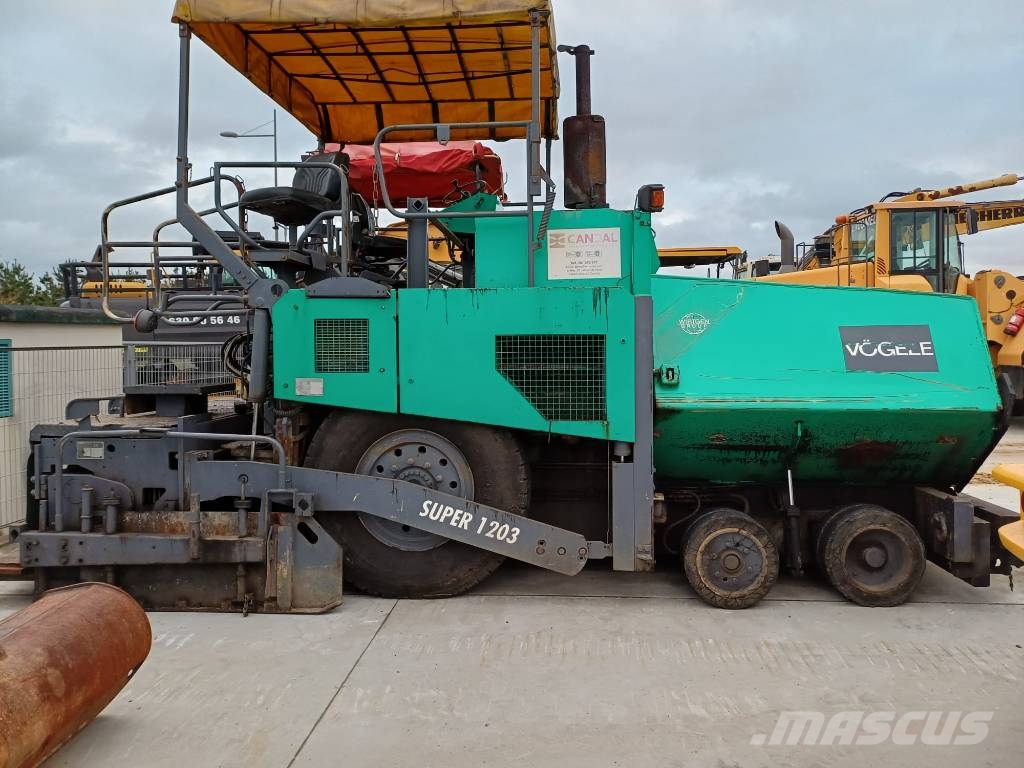 Vögele Super 1203 Asfalto klotuvai