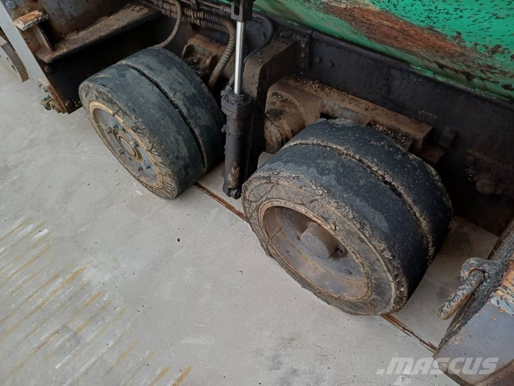 Vögele Super 1203 Asfalto klotuvai