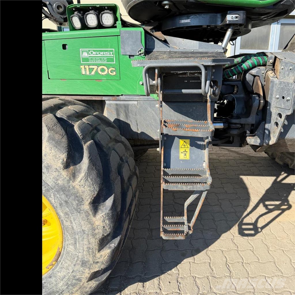 John Deere 1170G Harversteri