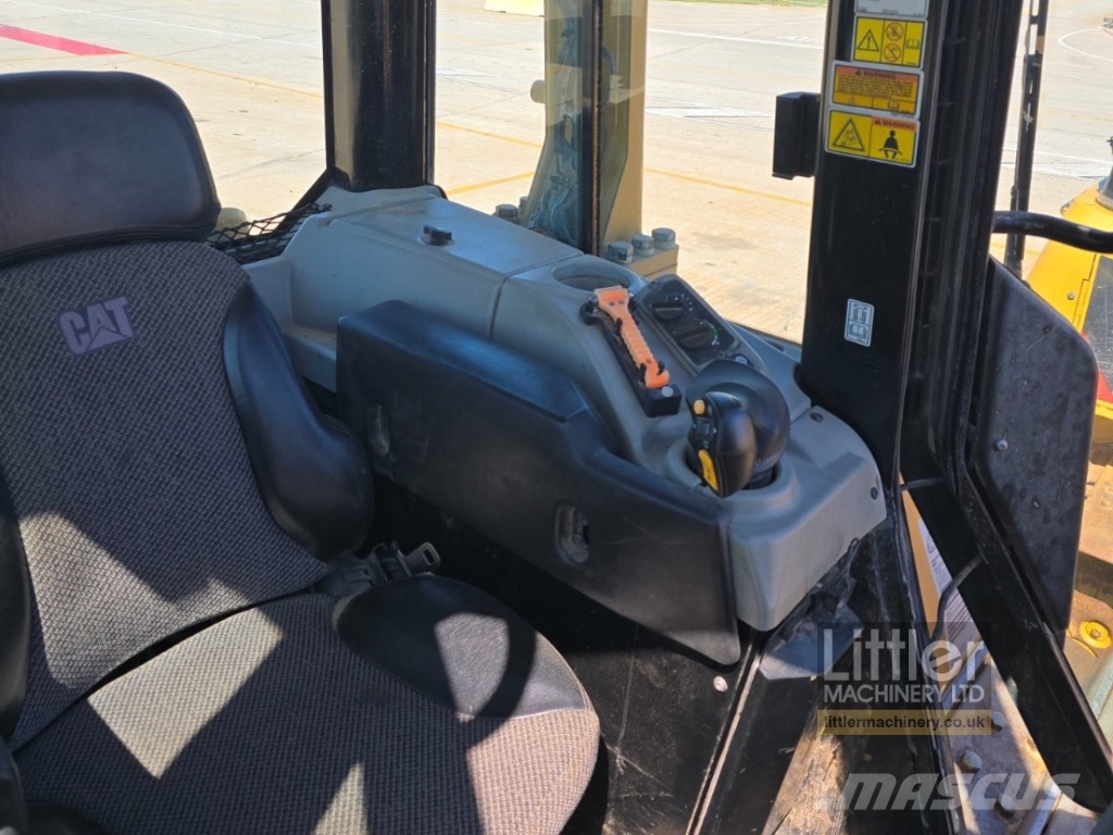 CAT D 6 N LGP Bulldozer på larvebånd