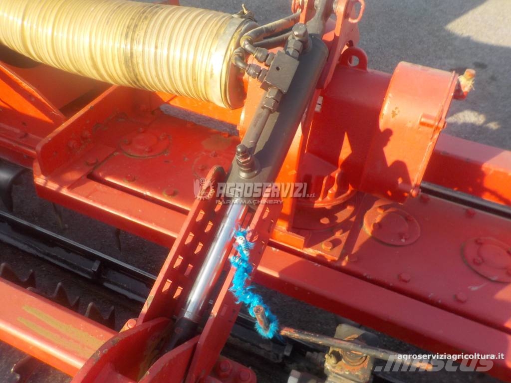 Kverneland ERPICE ROTANTE KVERNELAND MOD. NG600H4F (ANNO 2001 الكاسحات وقلابات التربة ذات المحركات