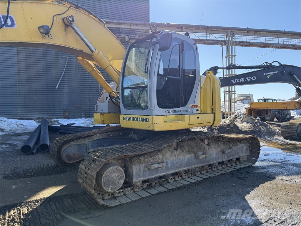 New Holland E235SR Asfalt recyclers