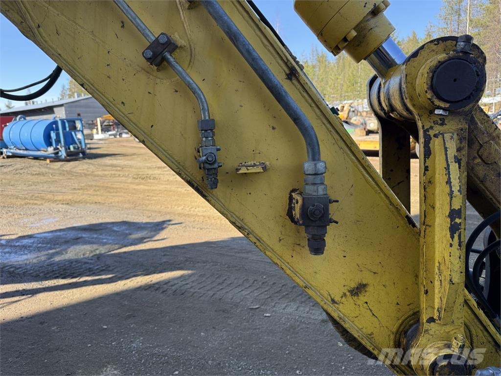 New Holland E235SR Asfalt recyclers