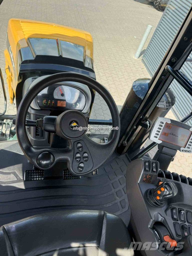 Challenger MT 775 E Tractors