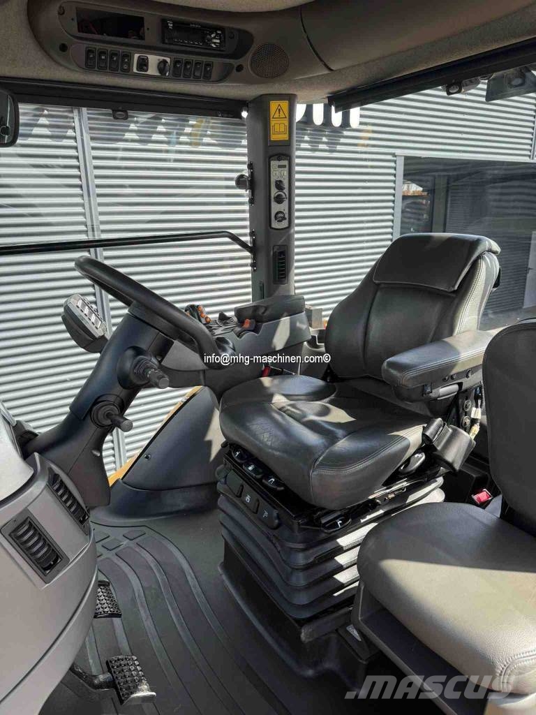Challenger MT 775 E Tractors
