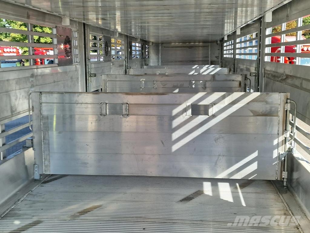 Pezzaioli NEW - 3 stock livestock - Water & Ventilation - St Dzīvnieku transportēšanas piekabes