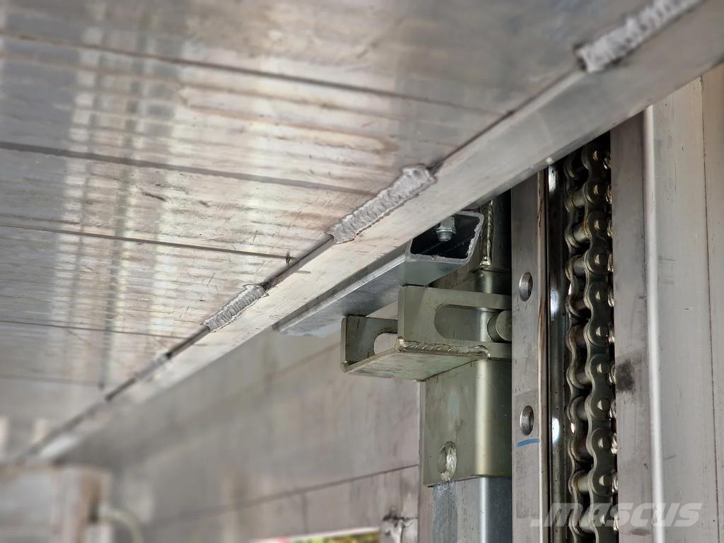 Pezzaioli NEW - 3 stock livestock - Water & Ventilation - St Dzīvnieku transportēšanas piekabes