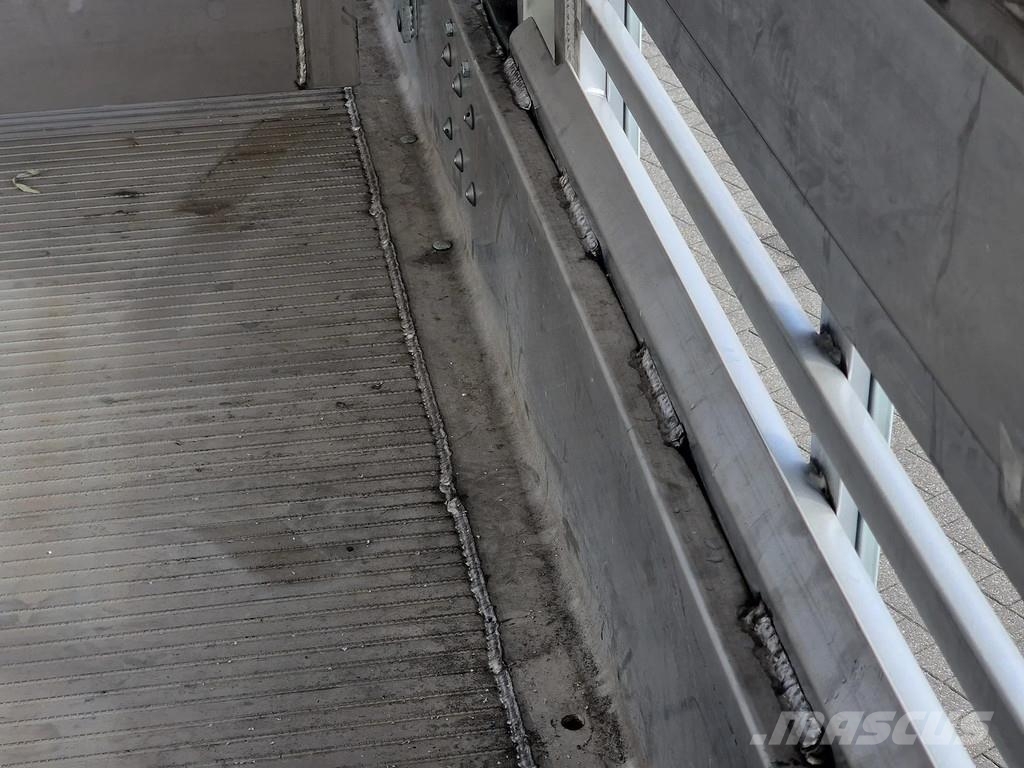 Pezzaioli NEW - 3 stock livestock - Water & Ventilation - St Dzīvnieku transportēšanas piekabes
