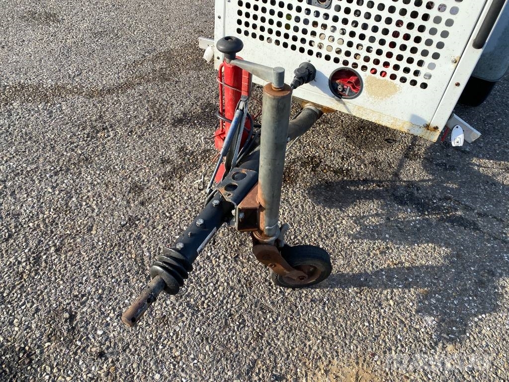 X CALIBRE T4P 1er Main endommagée Lätta borr