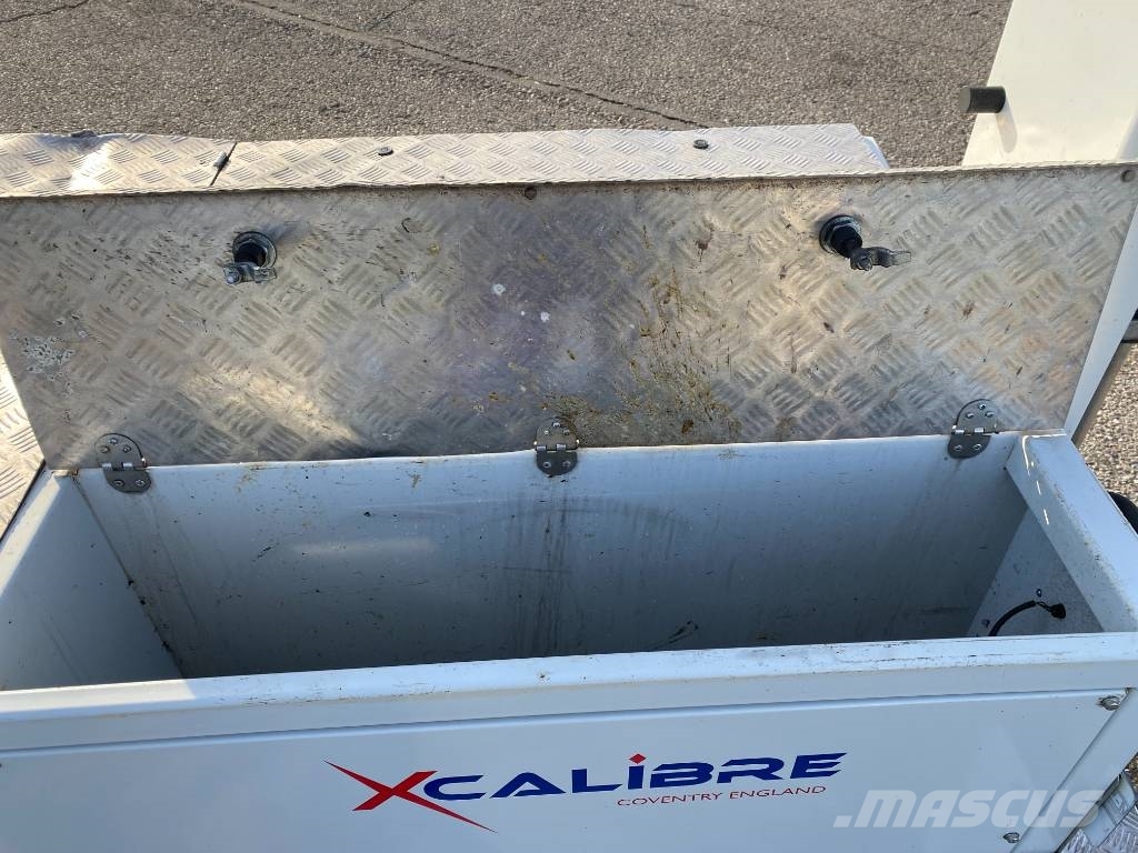 X CALIBRE T4P 1er Main endommagée Lätta borr