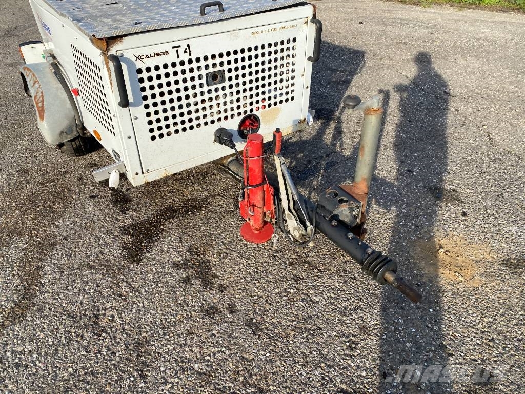 X CALIBRE T4P 1er Main endommagée Lätta borr