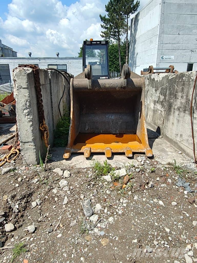 Liebherr R 936 LC Vikšriniai ekskavatoriai
