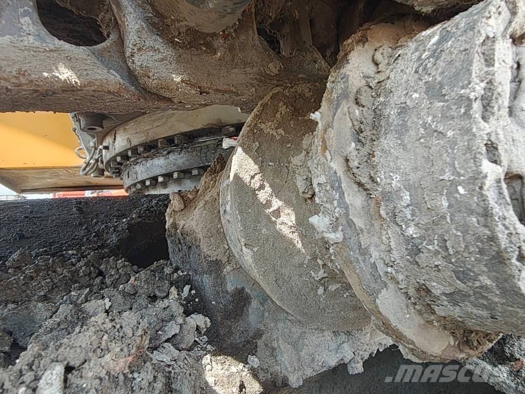 Liebherr R 936 LC Vikšriniai ekskavatoriai