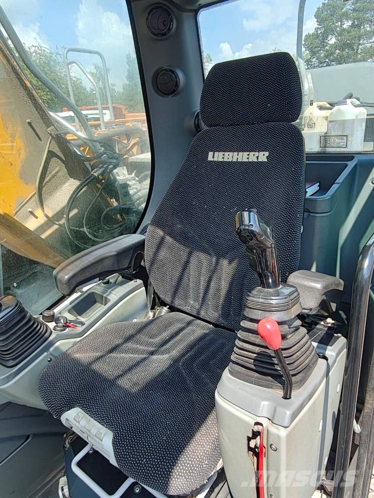 Liebherr R 936 LC Vikšriniai ekskavatoriai