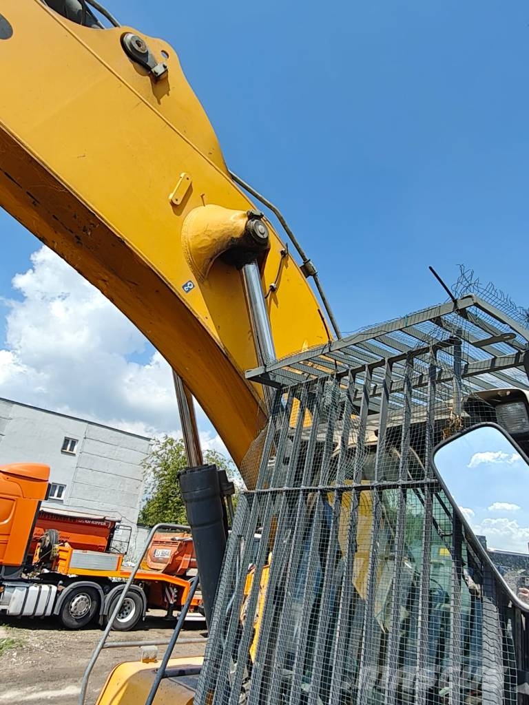 Liebherr R 936 LC Vikšriniai ekskavatoriai