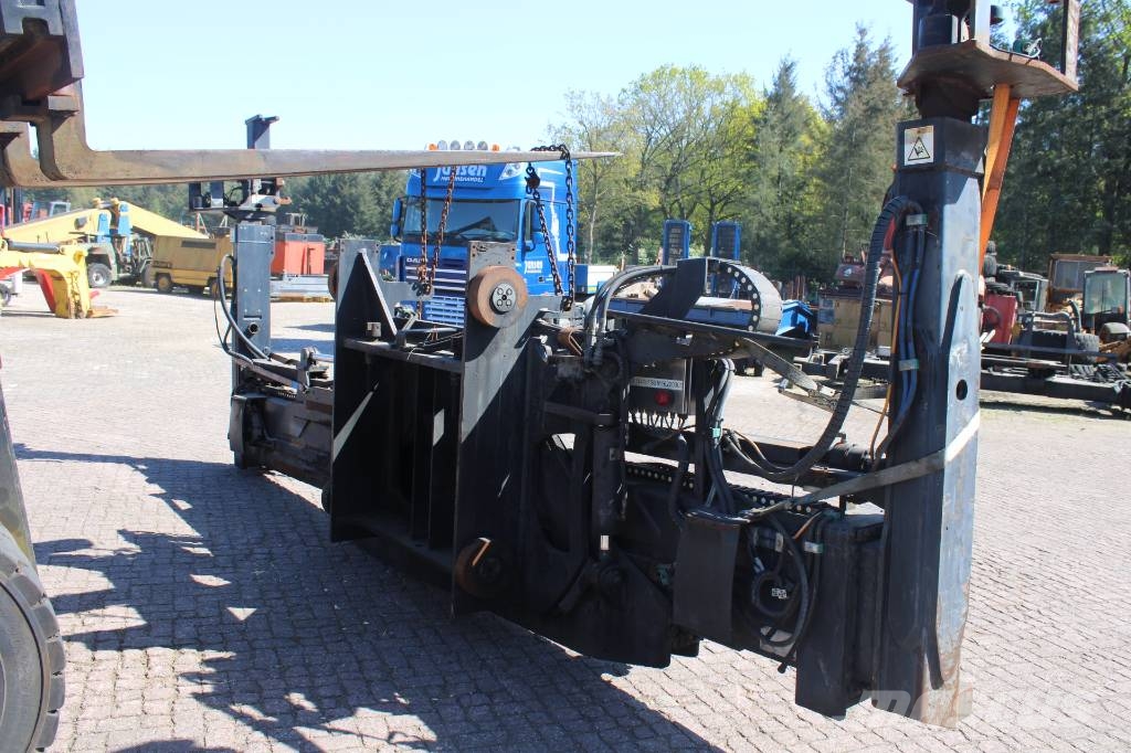 Hyster 20/40 ft spreader 스프래더