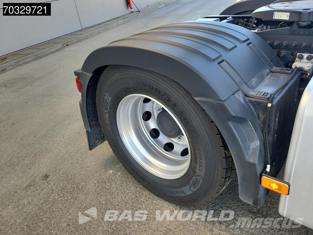Volvo FH 460 FH 4X2 Retarder 2x Tanks 90% Tyres! Tegljači