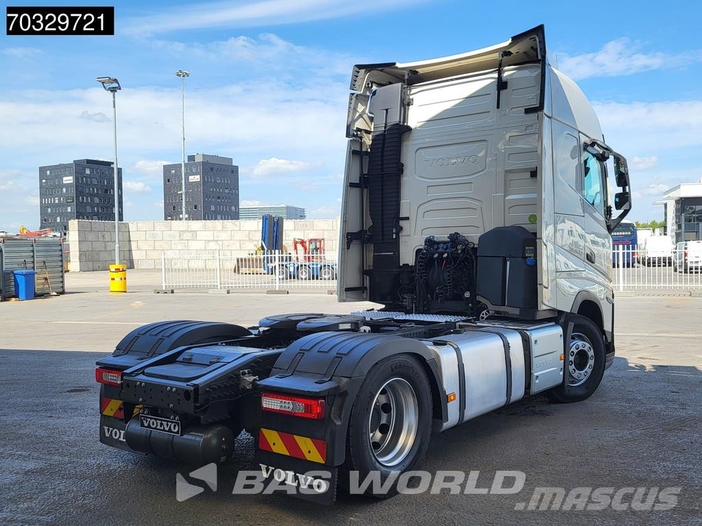 Volvo FH 460 FH 4X2 Retarder 2x Tanks 90% Tyres! Tegljači