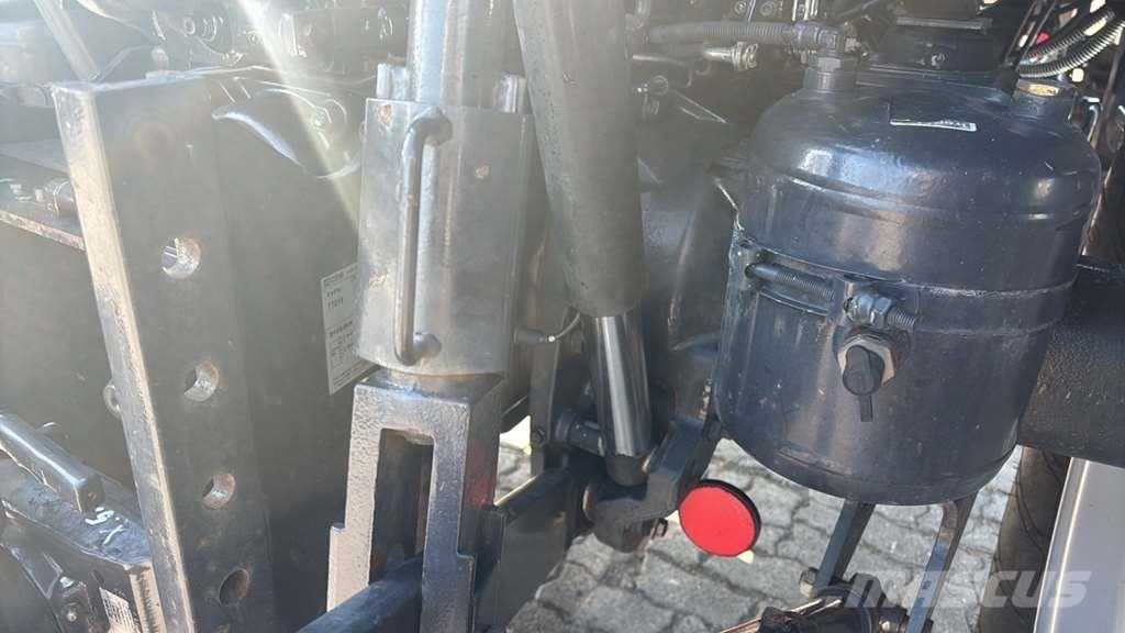 McCormick X5.110 Efficient الجرارات