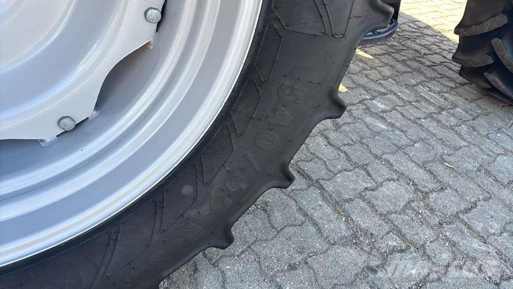 McCormick X5.110 Efficient الجرارات