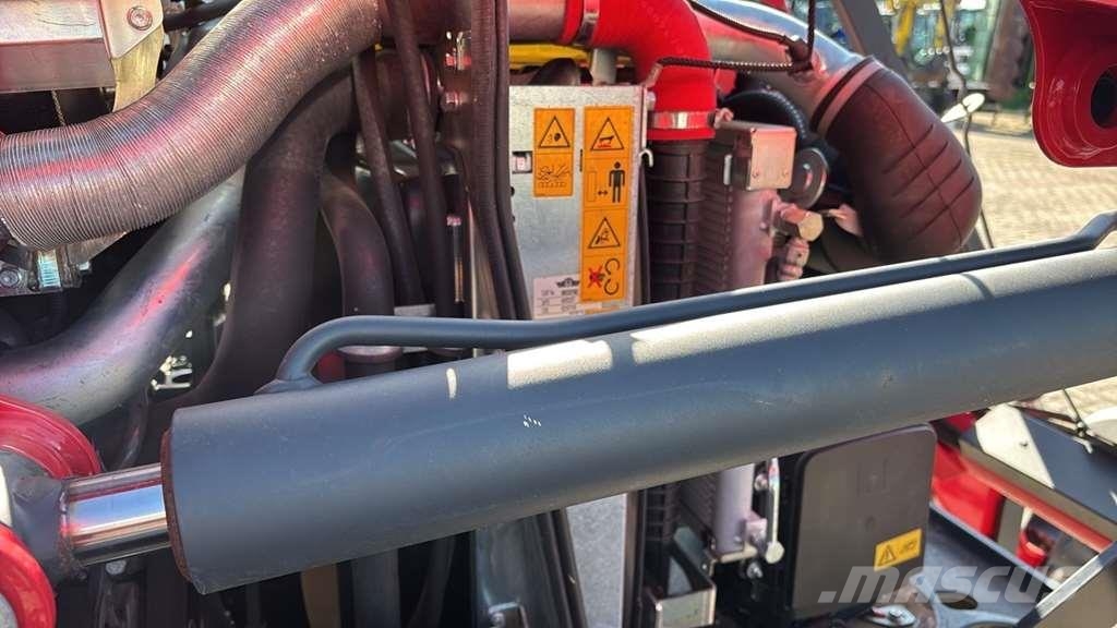 McCormick X5.110 Efficient الجرارات