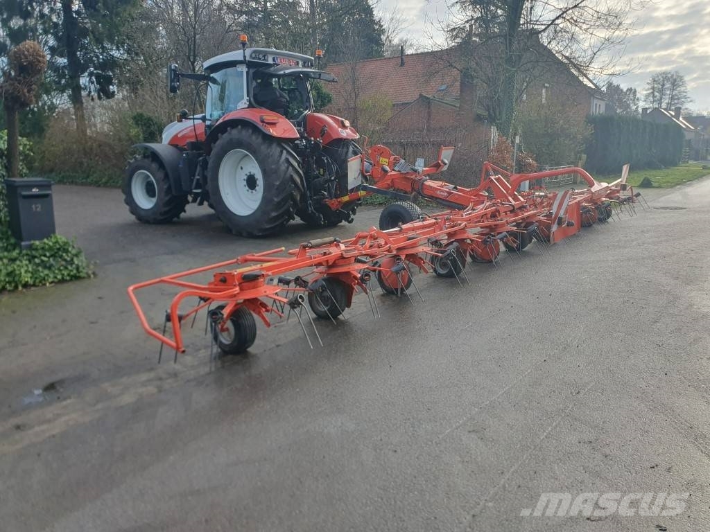 Kuhn GF 10802 T Digidrive مكابس وميبسات التبن